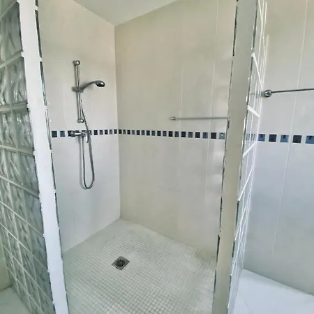 Vista -sea Views -3 Bedrooms -heated Pool Vila