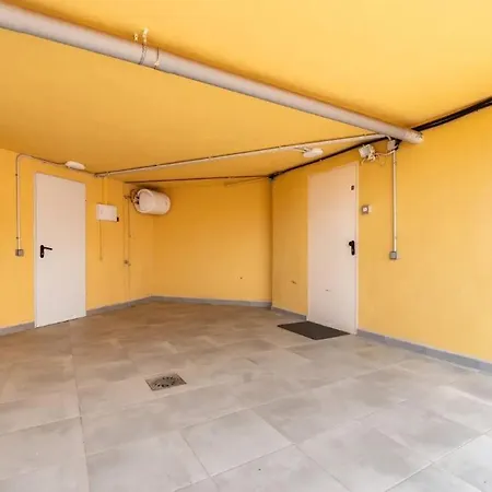 Vista -sea Views -3 Bedrooms -heated Pool
