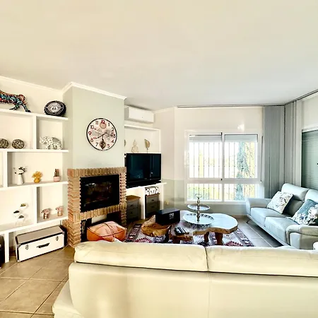 Vista -sea Views -3 Bedrooms -heated Pool Vila *